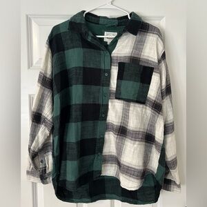 American Eagle  Women's Multi (green and black) Flannel Shirt